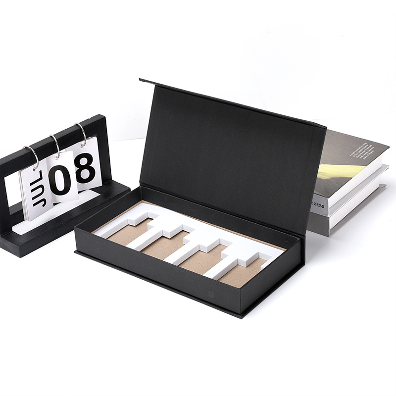 Adhuc uti packaging iusto? Cur haec magnetica flip operculum doni capsulae efficit primo aspectu hominum corda volitantem?
